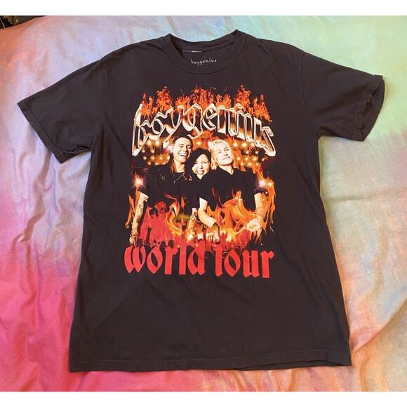 BOYGENIUS Concert T Shirt Black World Tour Dates Double Sided Flames Sz L 2023 - Picture 2 of 6